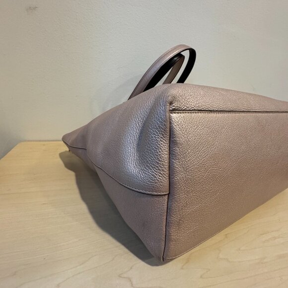 ✨ Coach Taylor Tote | Pink Metallic Pebble Leather ✨ - Picture 8 of 12
